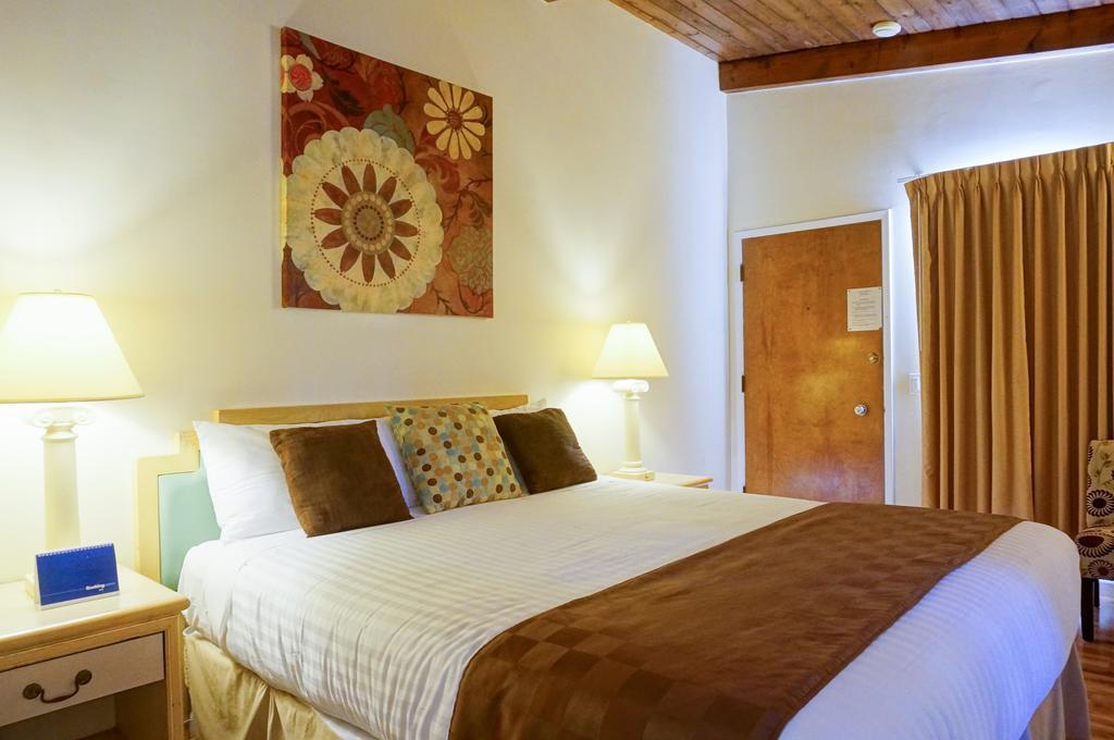 Pacific Crest Hotel Santa Barbara Pokoj fotografie